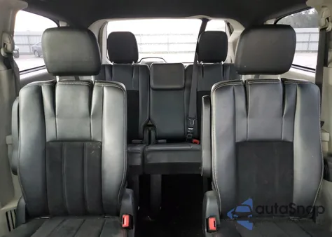 2016 Dodge Grand Caravan Sxt z USA, uszkodzony, nr VIN 2C4RDGCG9GR136639